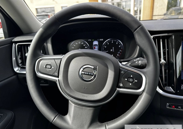 Volvo V60 cena 124900 przebieg: 40865, rok produkcji 2021 z Borne Sulinowo małe 407